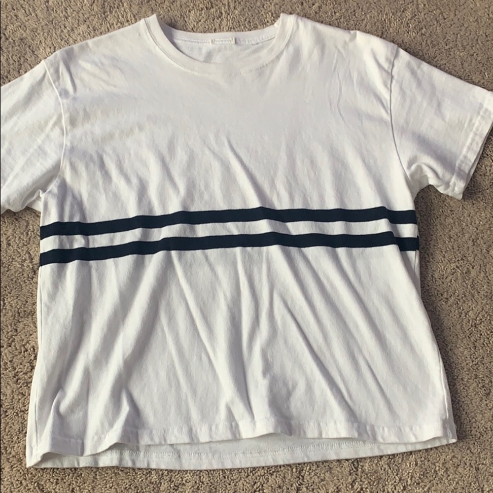 Brandy Melville shirt
